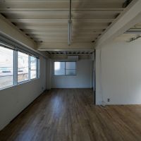 港区南青山の賃貸物件/2階。天井高は2.5mほど