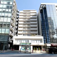 港区北青山の賃貸物件/外観。外苑前駅から歩いてすぐのマンション