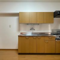 杉並区上荻の賃貸物件/キッチンの左手に冷蔵庫や棚を置きます