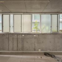 渋谷区神南の賃貸物件/裏手の窓は曇りガラス