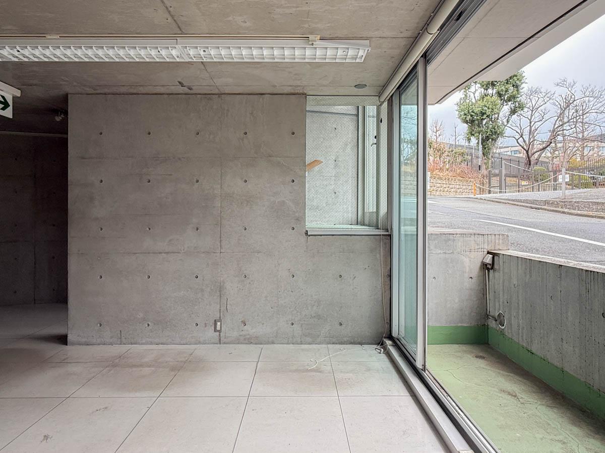 渋谷区神南の賃貸物件/サッシを開けても気持ちいい