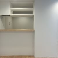 杉並区高井戸東の賃貸物件/【B号室】キッチン周りはリビングからみるとスタイリッシュな佇まい