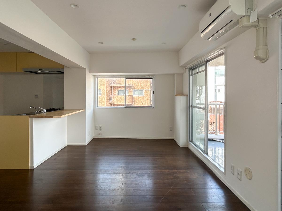 渋谷区神宮前の賃貸物件/リビング別角度から