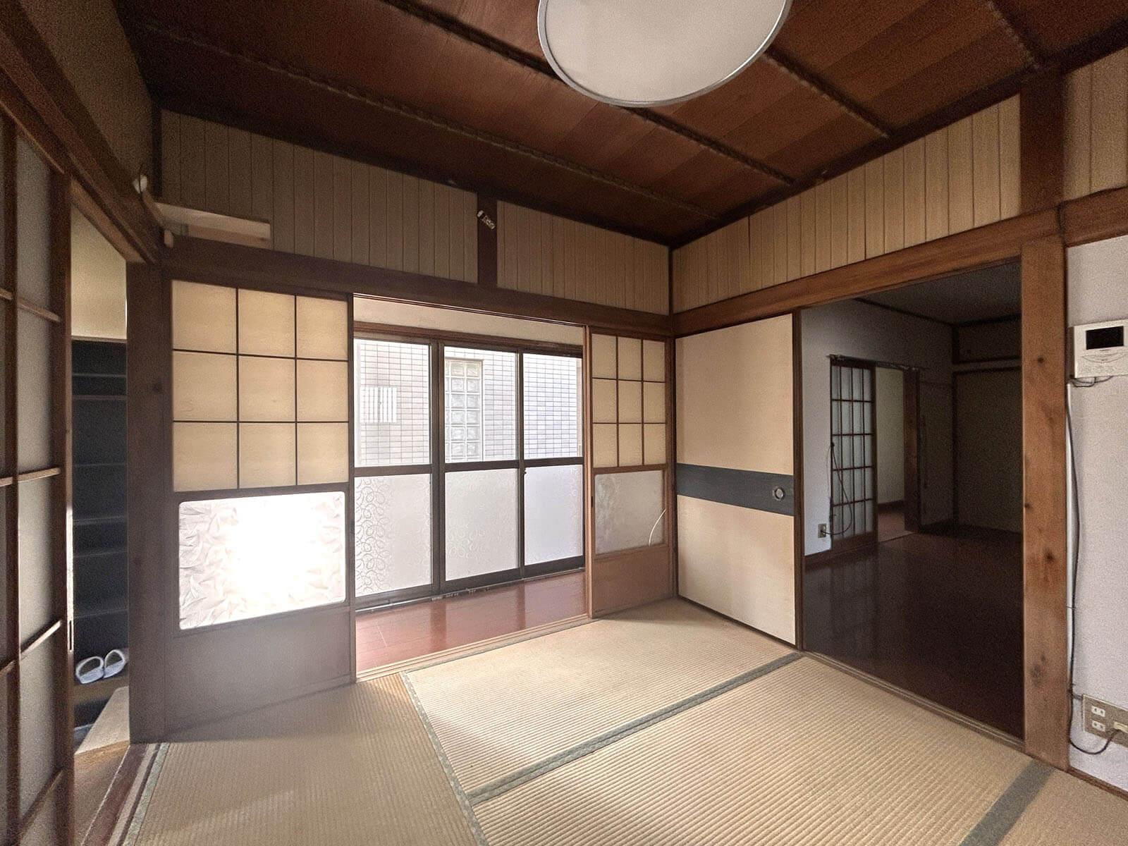 大田区大森中の賃貸物件/1F：目の前に隣家があるので1Fは日当たり控えめです