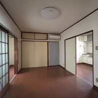 大田区大森中の賃貸物件/1F：和室の奥には洋室と収納があり、となりがキッチンに