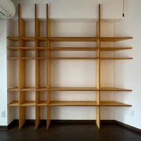 中野区東中野の賃貸物件/棚にお気に入りの小物を並べてレイアウト