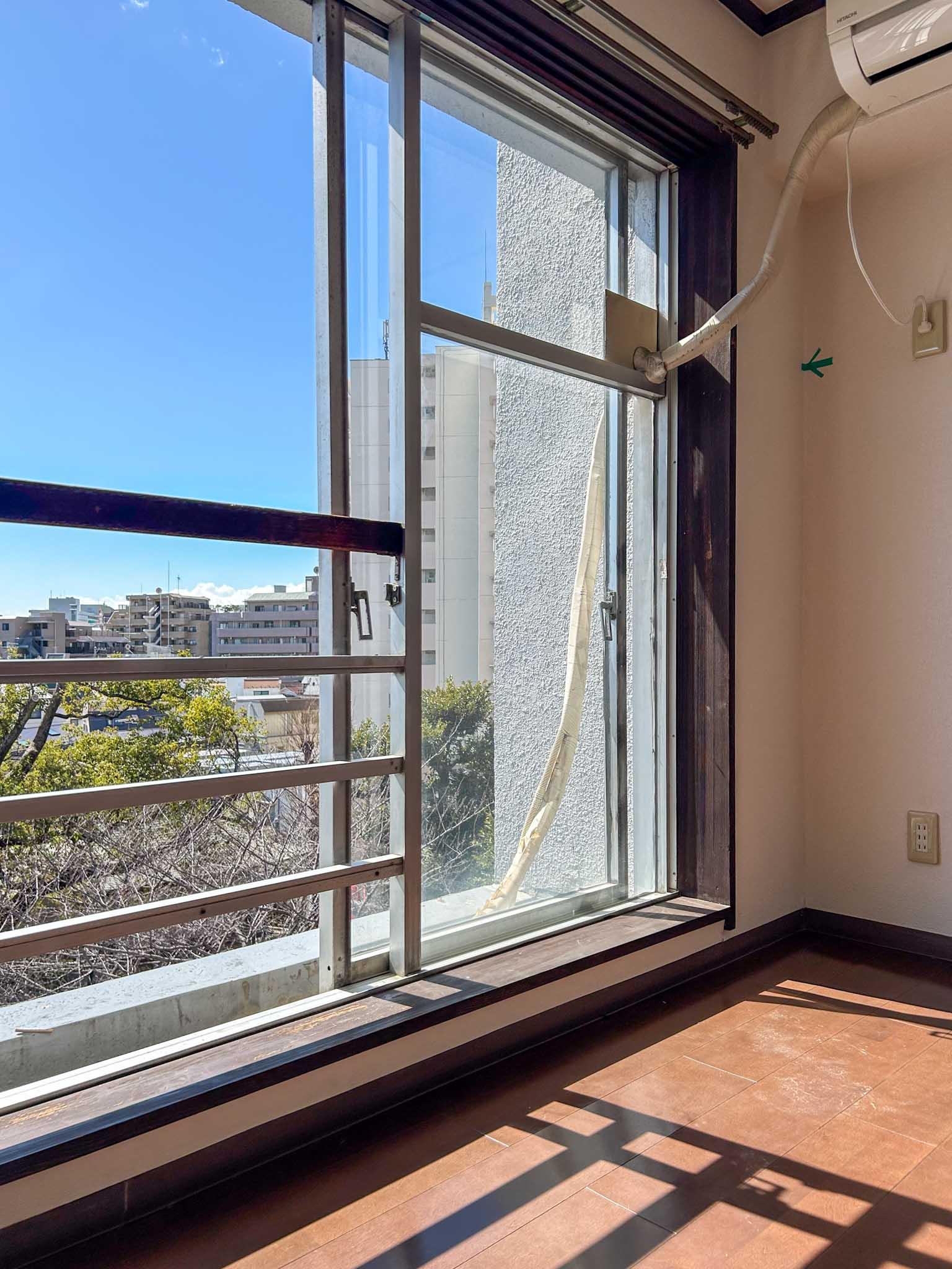 世田谷区池尻の賃貸物件/ごろんと寝ころんで、くつろぎたくなる窓辺