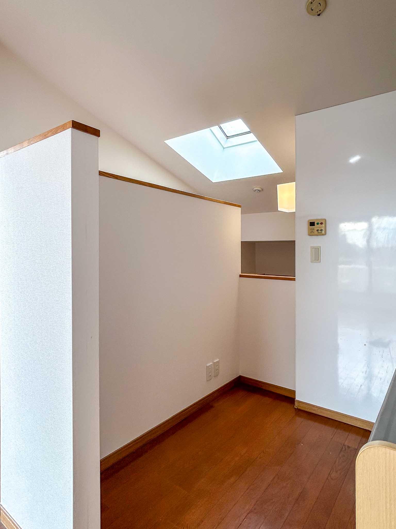 杉並区成田東の賃貸物件/3階：後ろにも収納や家電を置くスペースがあります