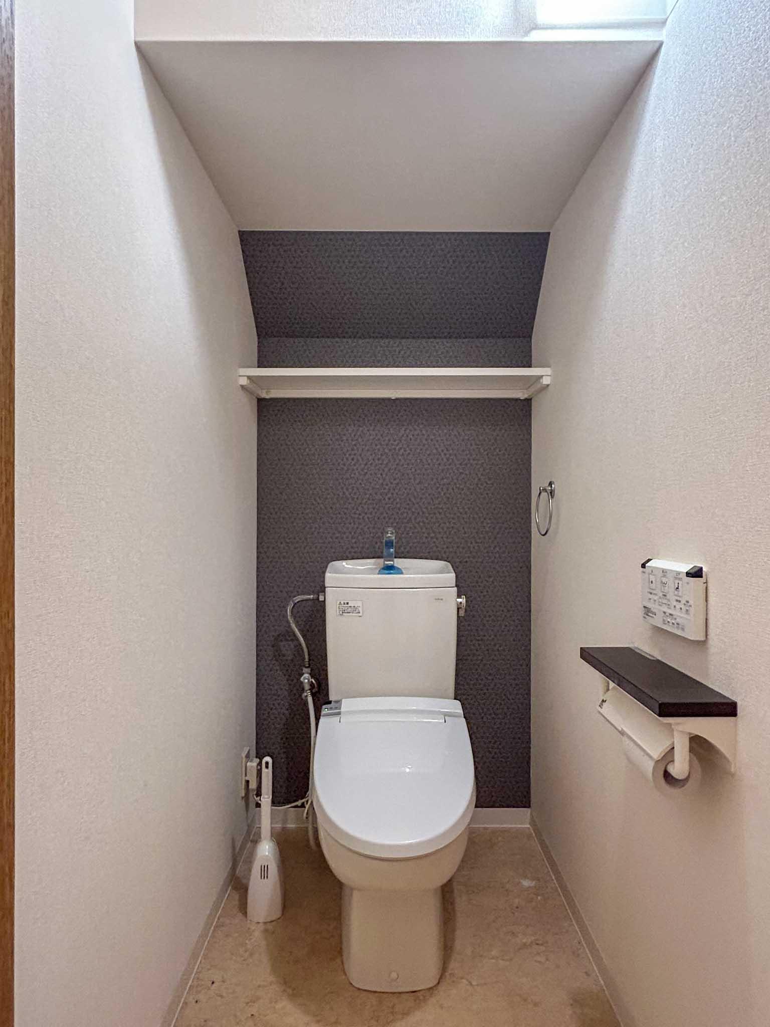 杉並区成田東の賃貸物件/2階：ウォシュレットトイレ