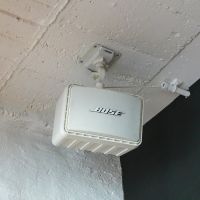 中野区中野の売買物件/リビングにBOSEの天井付スピーカーがふたつ