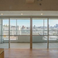 中野区中野の売買物件/遠くにスカイツリー、新宿のビル群もよく見えます