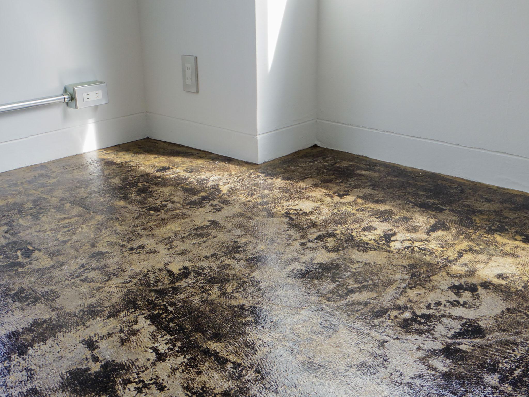 千代田区神田猿楽町の賃貸物件/二方向から光が入るコーナー。時間によって表情が変わる（301号室）