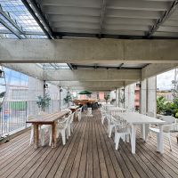 沖縄県宮古島市平良字下里の売買物件/直近までは居酒屋として使われていました。オープンエアーで気持ちの良い場所