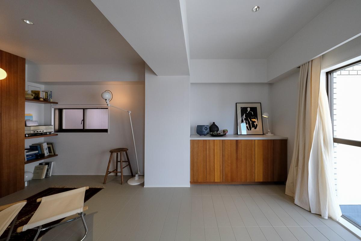 台東区小島の売買物件/3方向に窓がある角部屋。風がよく抜けていきます