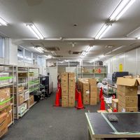 台東区鳥越の賃貸物件/1階：エントランスの方（西側）をみる