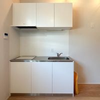 杉並区高井戸東の賃貸物件/【D号室】キッチン。2口のIHコンロが付いています