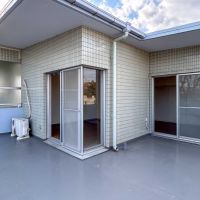 横浜市青葉区もえぎ野の賃貸物件/リビングを外から