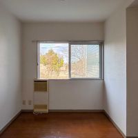 横浜市青葉区もえぎ野の賃貸物件/5.5帖のコンパクトな洋室