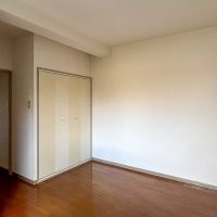 横浜市青葉区もえぎ野の賃貸物件/洋室。別アングルから