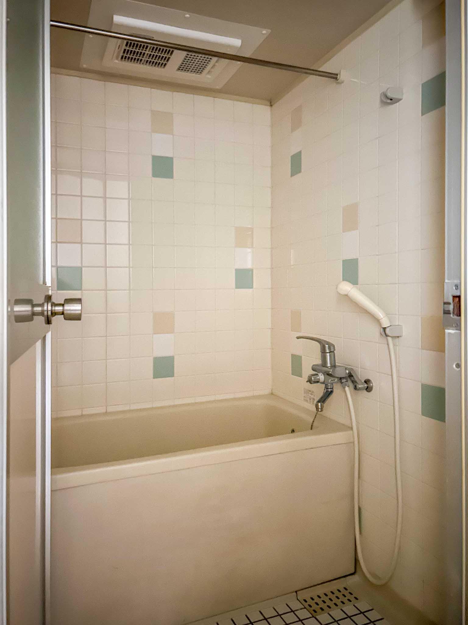 横浜市青葉区もえぎ野の賃貸物件/浴室。追いだきと浴室乾燥機能付き