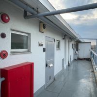 世田谷区桜新町の賃貸物件/玄関外、共用部