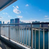 中央区月島の売買物件/バルコニーも心地いい