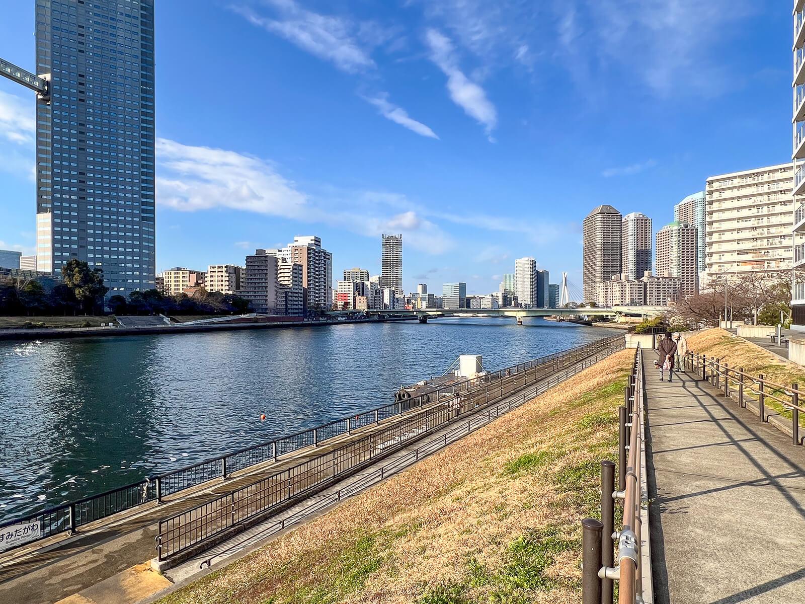 中央区月島の売買物件/目と鼻の先の隅田川テラス