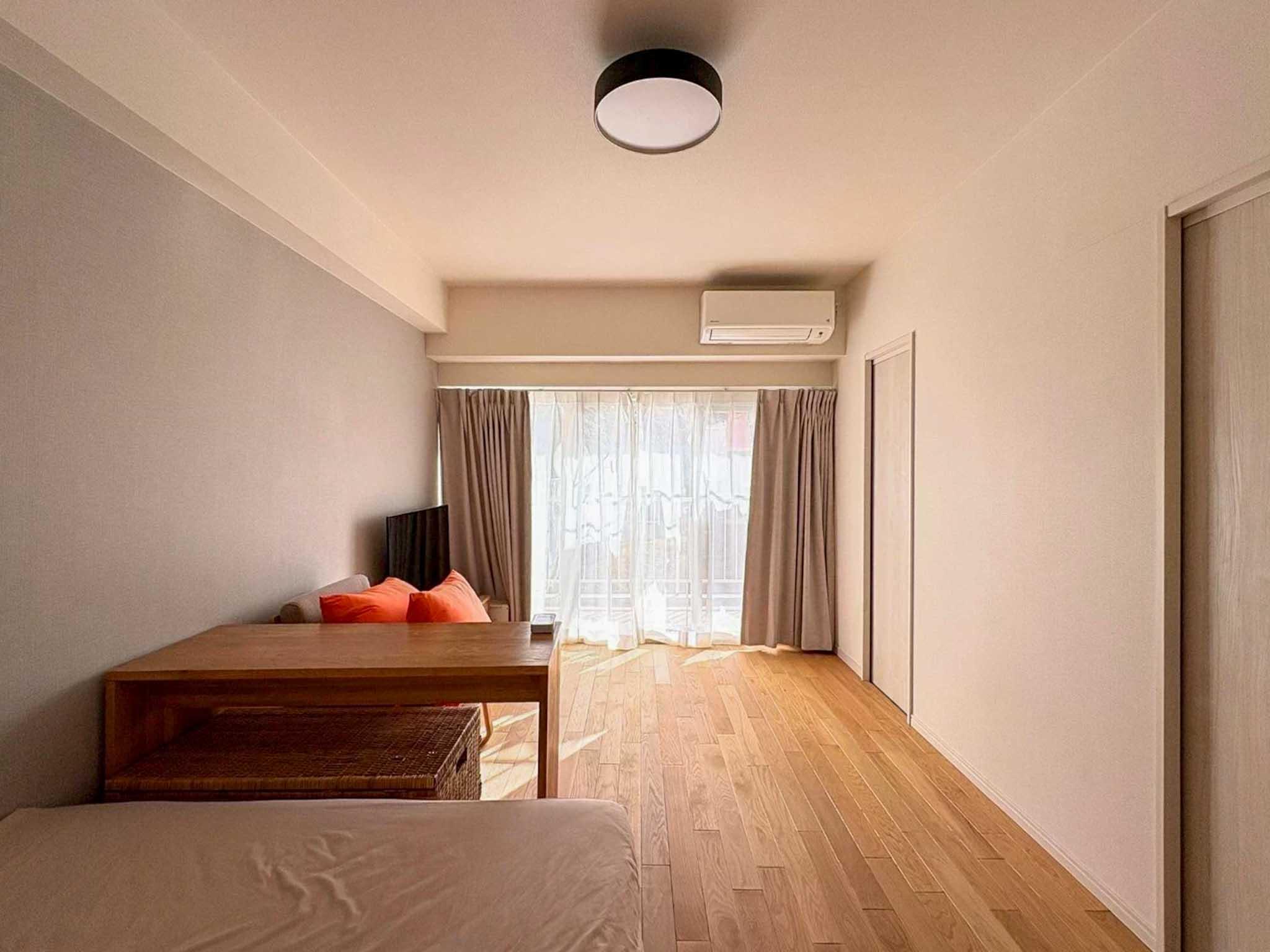 横浜市港北区日吉本町の売買物件/7.4帖の洋室