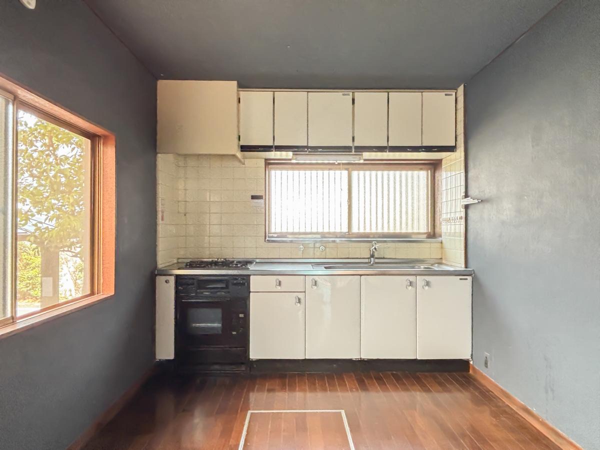 町田市忠生の賃貸物件/キッチン。ガスオーブンあり