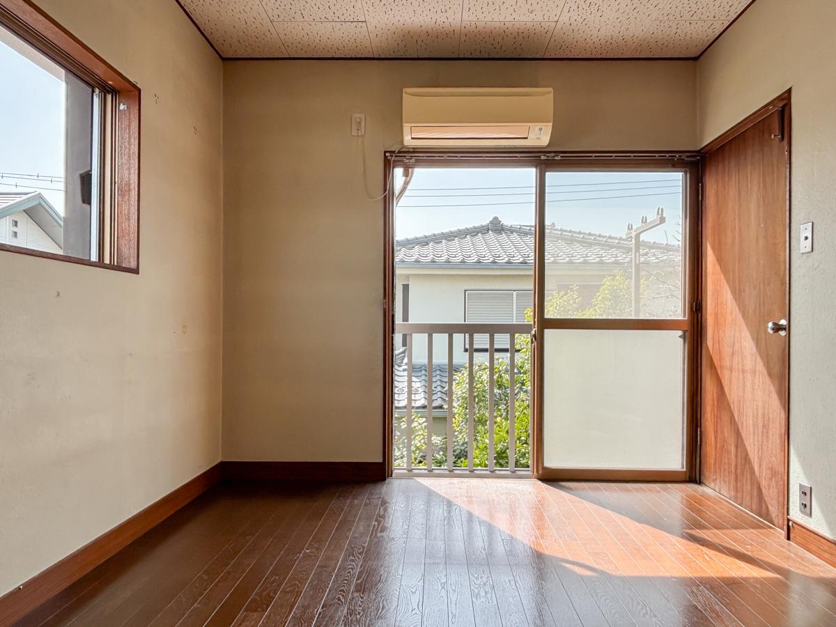 町田市忠生の賃貸物件/2階南東側の洋室