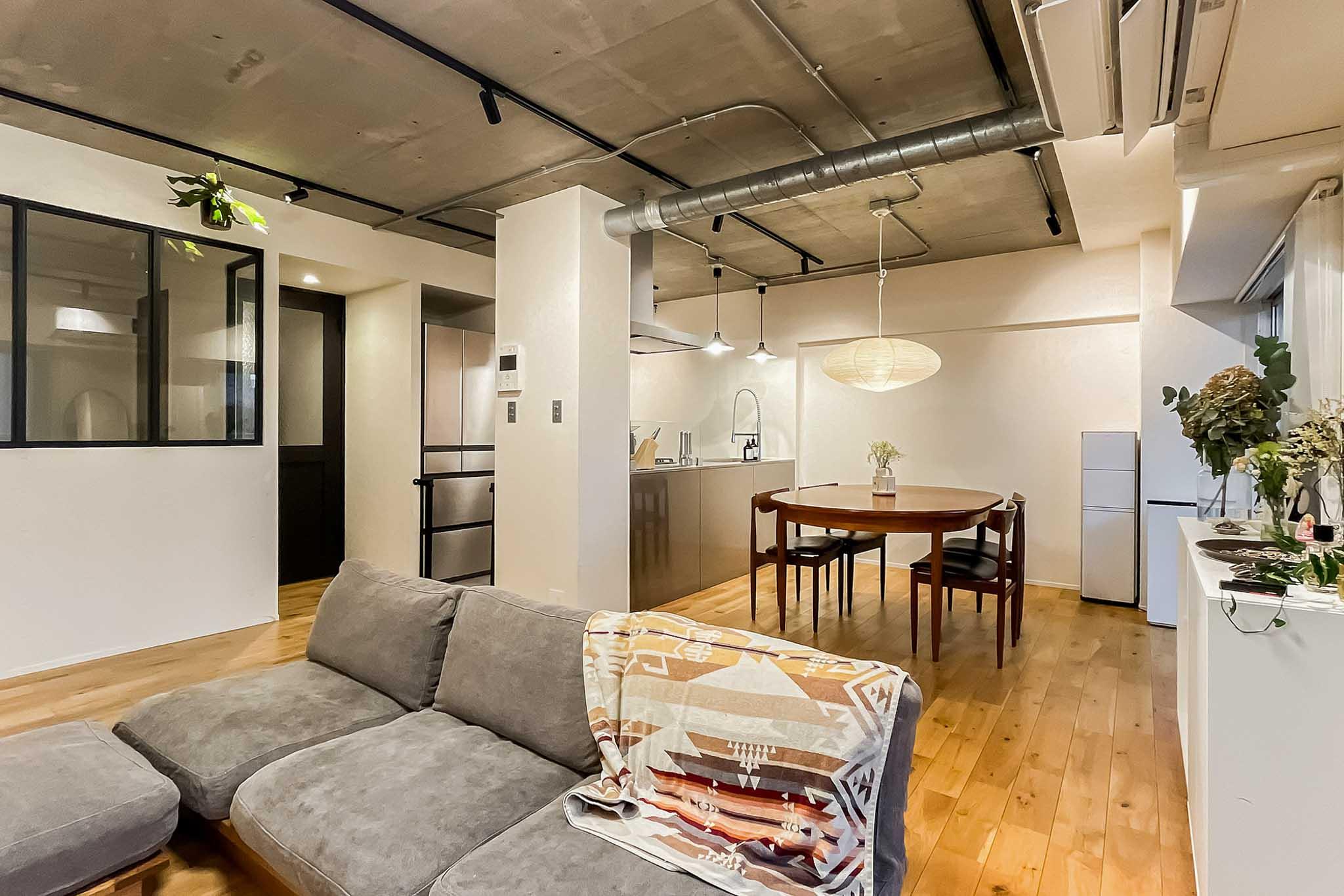 新宿区上落合の売買物件/キッチン側をみる