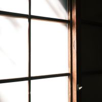 世田谷区上祖師谷の賃貸物件/現役の木製サッシ