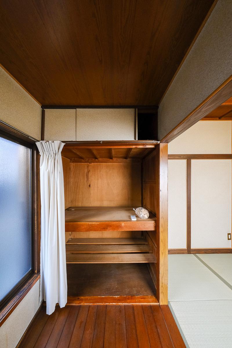 世田谷区上祖師谷の賃貸物件/端に収納