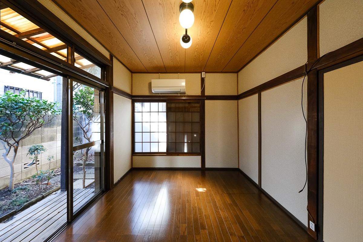 世田谷区上祖師谷の賃貸物件/古い戸建ながら、きちんと手入れされていることが伝わってきます