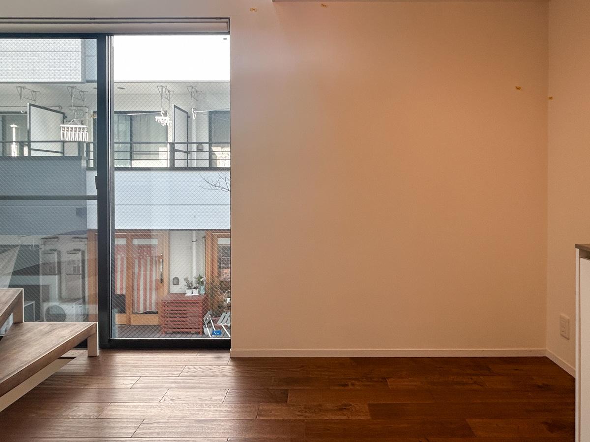 江戸川区西瑞江の賃貸物件/2階別角度から。コンパクトですが、小ぶりなダイニングとして活用することはできそうです