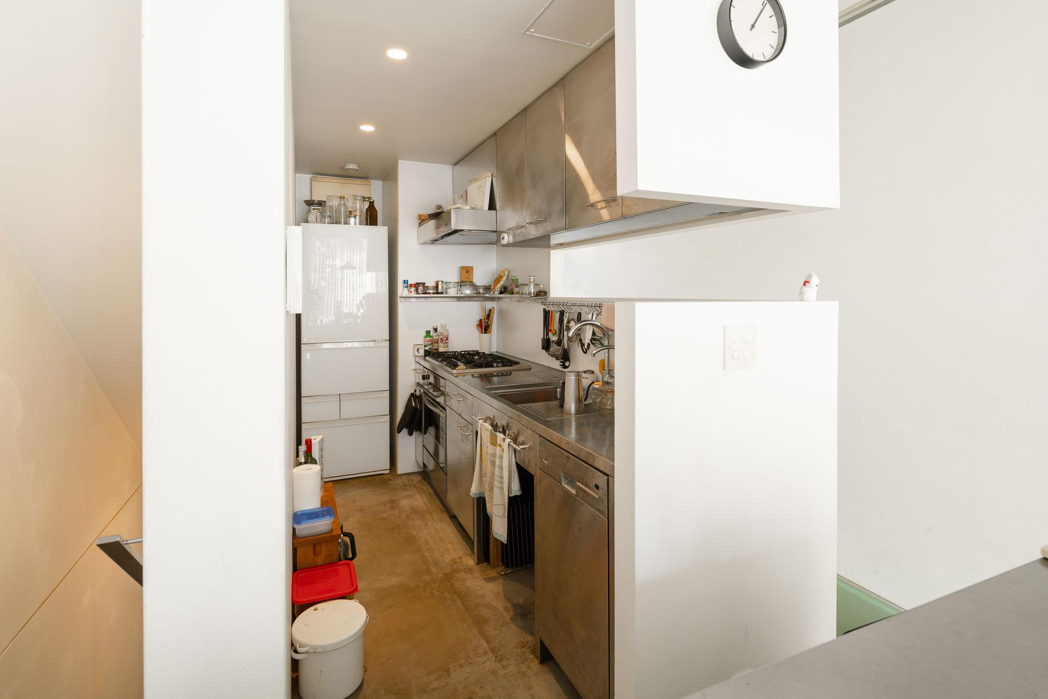 世田谷区上馬の売買物件/料理しやすそうなワイドなキッチン