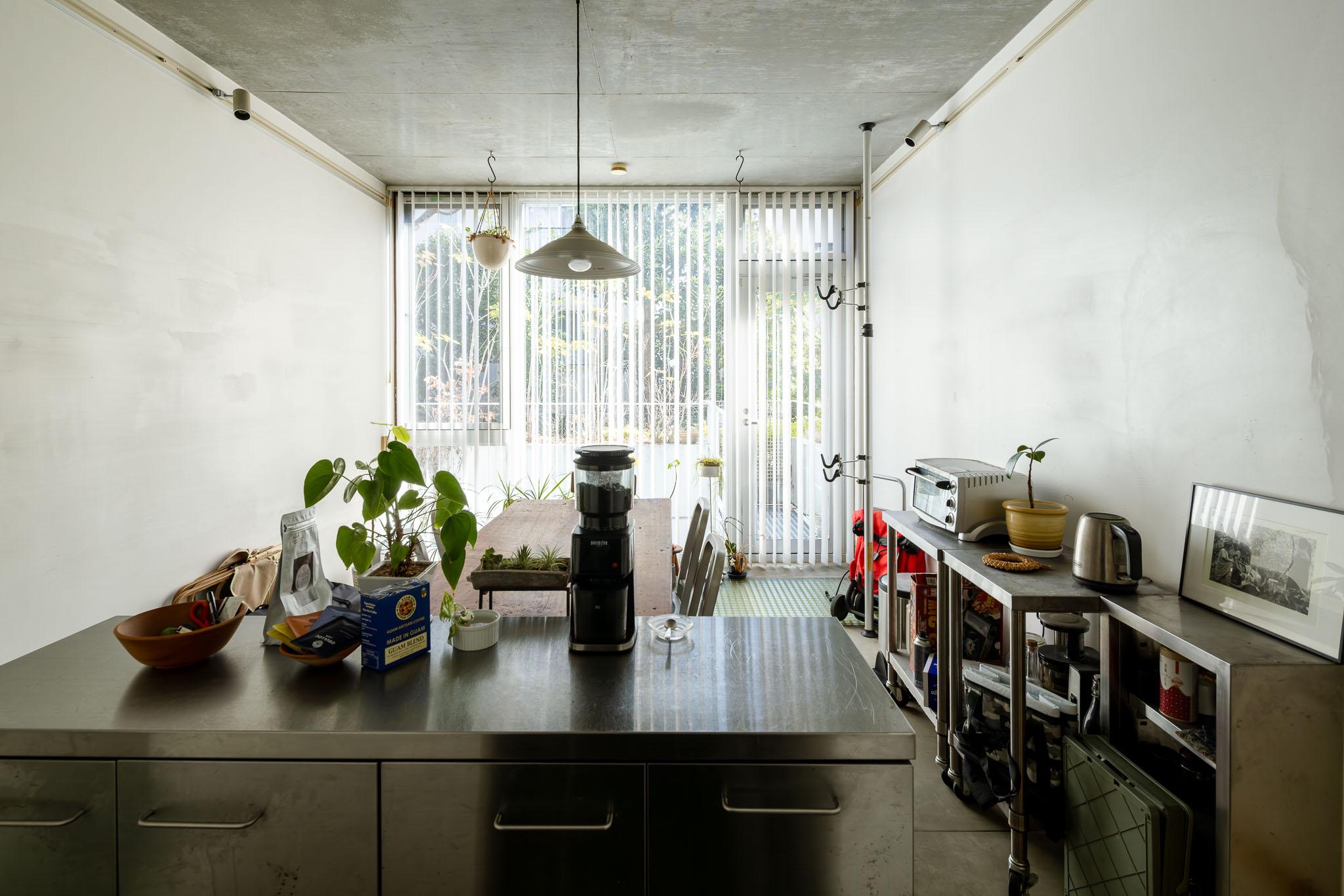 世田谷区上馬の売買物件/視線を上げれば緑道が見えます