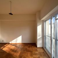 調布市国領町の売買物件/二重サッシの効果で夏冬の断熱に期待できそう