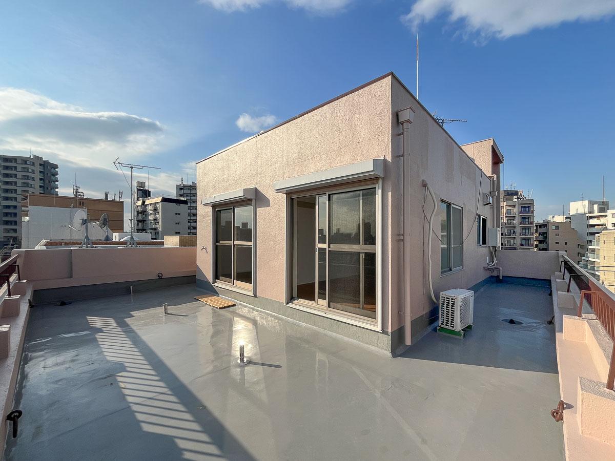 品川区旗の台の賃貸物件/広々としたルーフバルコニー