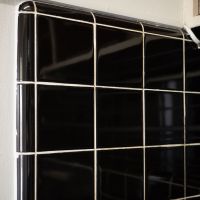 品川区旗の台の賃貸物件/レトロな黒いタイル