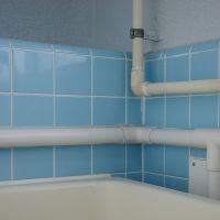 品川区旗の台の賃貸物件/レトロな水色のタイル