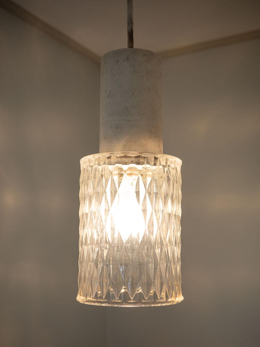 品川区旗の台の賃貸物件/レトロな玄関照明