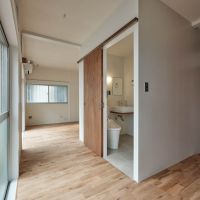 新宿区北新宿の賃貸物件/玄関入ったところに水回りが集約