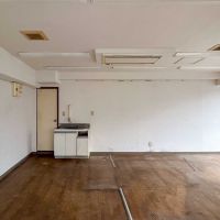 渋谷区西原の賃貸物件/部屋の奥に水回り