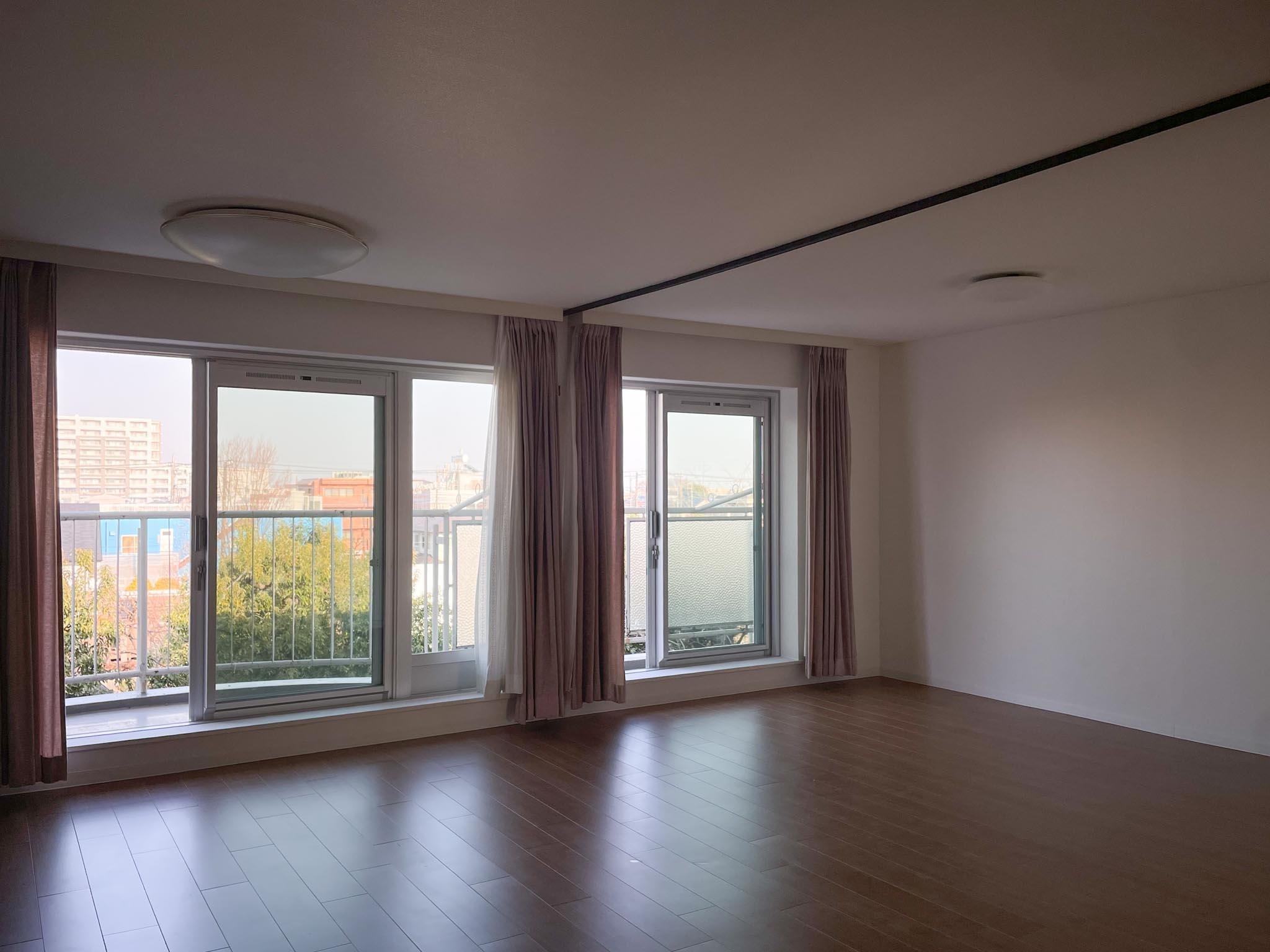 三鷹市井口の賃貸物件/どーんと約20畳のリビングにたっぷり家具を置けます