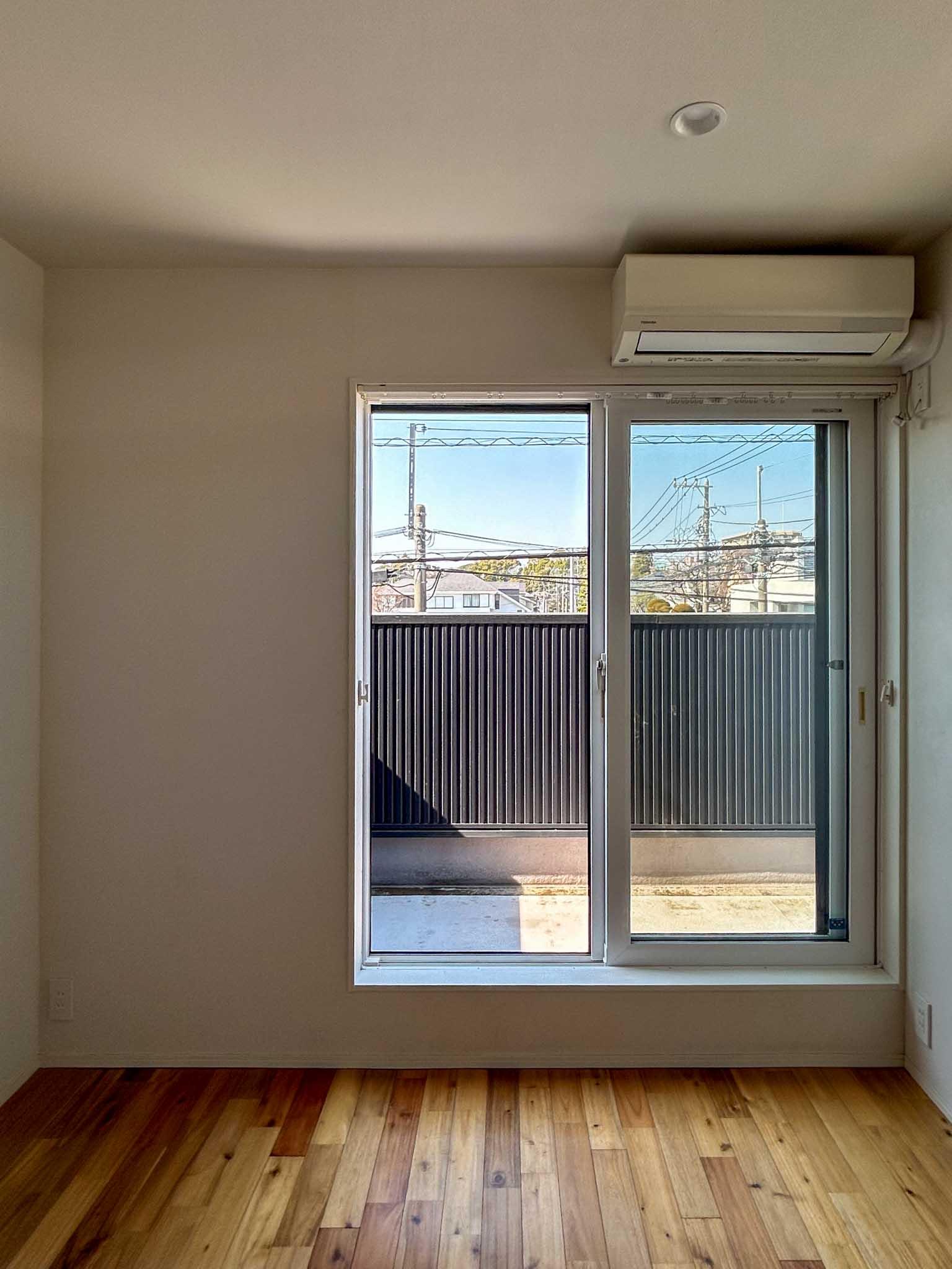 杉並区善福寺の賃貸物件/2階：5.4帖ほどの洋室