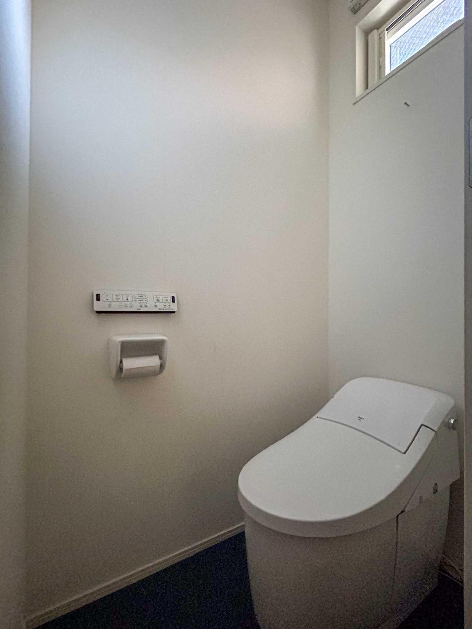 杉並区善福寺の賃貸物件/1階：ウォシュレットトイレ