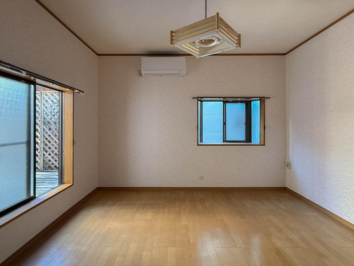 台東区鳥越の賃貸物件/2階6帖洋室