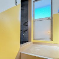 墨田区業平の賃貸物件/階段で屋上に