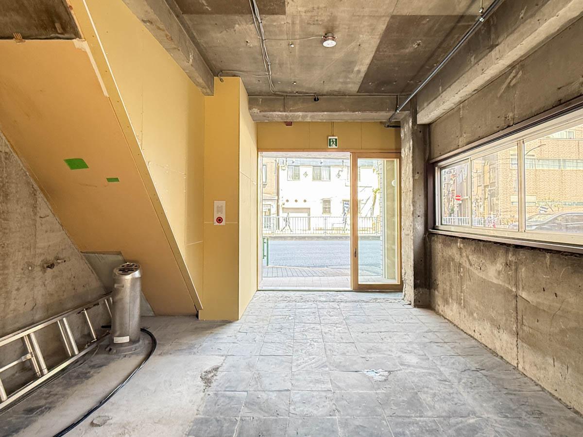 墨田区業平の賃貸物件/別のアングルで。天井高は3mほどあります